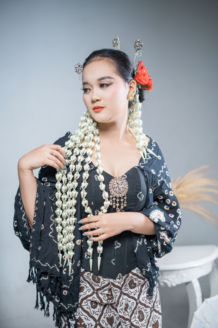 https://Thyo-Linda.webnikah.com/dirmember/00000029/tiolinda1010/photo-287610-339249-l-202610011148.jpg